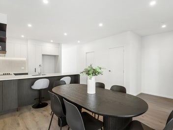 Lifestyle Living Moments from the CBD
