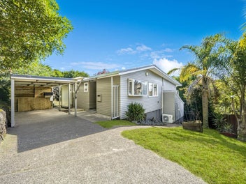 Northcross Charm & Timeless Potential