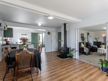 Freehold Living with Warmth & Style