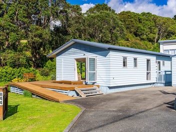 Fabulous Waipu Cove Location