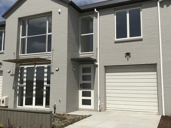 Image 1 of 8