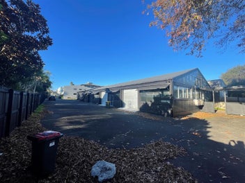 Image 1 of 11