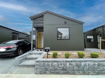 Image 1 of 16