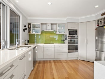 Contemporary family home