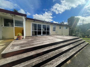 Image 1 of 23