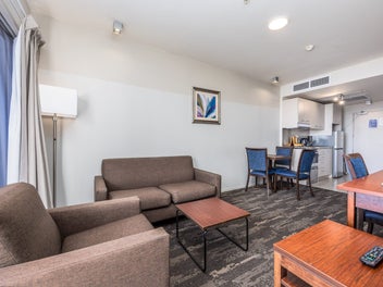 VR Auckland - a home in the city.