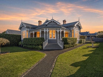 Victorian Villa Elegance