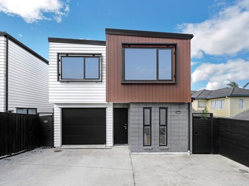 Modern Coastal Living in Macleans Zone
