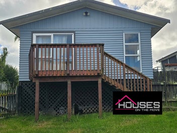 4 BEDROOM + OFFICE-FOR REMOVAL