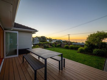 Executive Style Living on the City Fringe