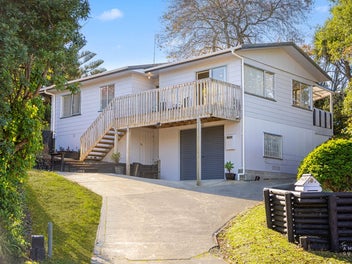 Easy Family Living in a Quiet Cul-de-Sac