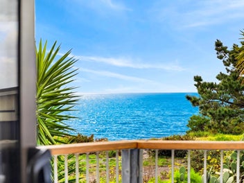 Coastal Calm, Contemporary Style