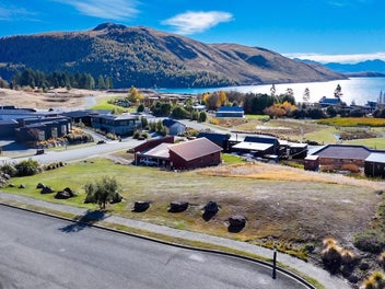 All About the View: Lake Tekapo