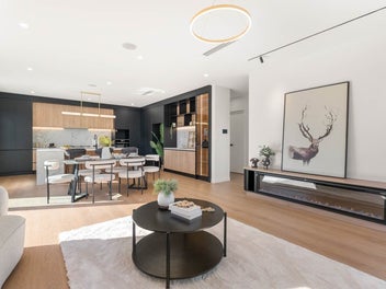 Luxury Family Living with Relaxing Rural Views