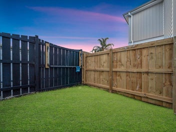 BRAND NEW STANDALONE HOME – LAST CHANCE!
