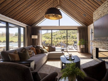 Refined Architectural Living