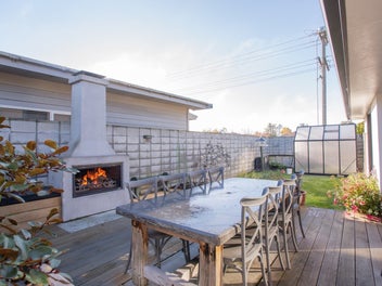 Relaxed living, refined style