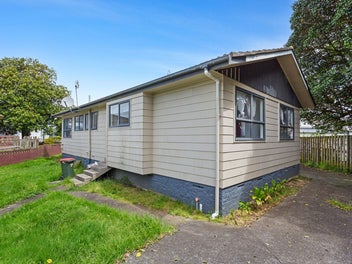 Pre Winter clear out | 3 bed one bath