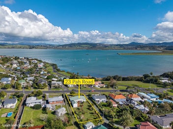 Coastal Cottage Charm on 1,012 sqm