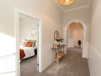 Renovated & Ready on Crinan!