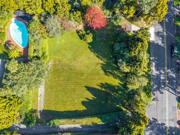 Premium Land on Prestigious Chatsworth Road