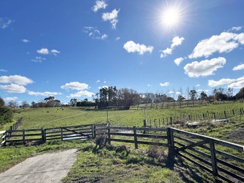 2.96ha of Sun, Views & Future Potential