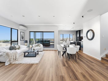 Unobstructed Sea View Living in Long Bay