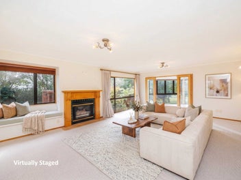 Prestigious Parkside on a Grand Scale