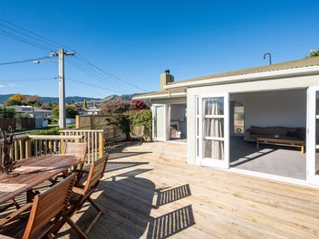 807sqm Site| Space, Comfort & Future...
