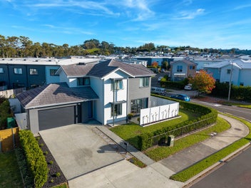 Modern Family Home in Prime Swanson Location