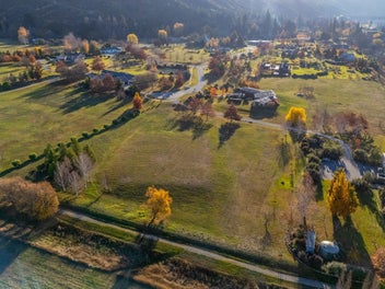 Premium Section - Picnic Creek, Clyde!