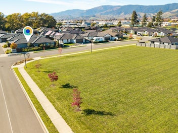 Reserve Outlook, Easy-Care Living