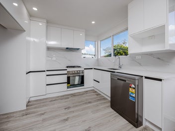 Freestanding & Affordable Home!