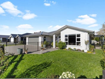 CONTEMPORARY FAMILY HAVEN