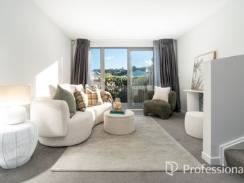 Lovely Townhouse Living in Petone