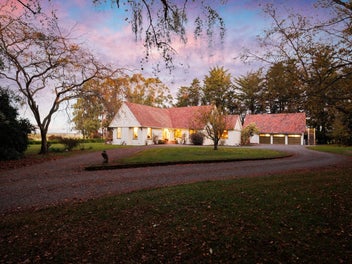 Exceptional country estate