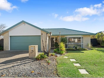 HIGHLY SOUGHT-AFTER LOCATION! A RARE OPPORTUNITY!