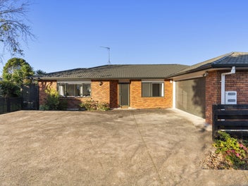 Private, Practical and Easy Living