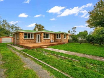 Two Titles on 1,905sqm - Must sell at Auction