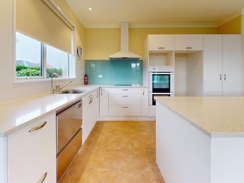 Executive Living with Space & Style