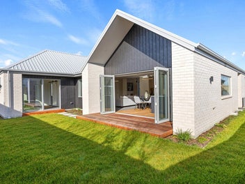 Award Winning Construction, Family Perfection