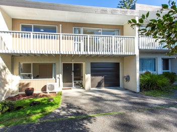 Quiet & Spacious 100m2 & Westlake Entry Zone