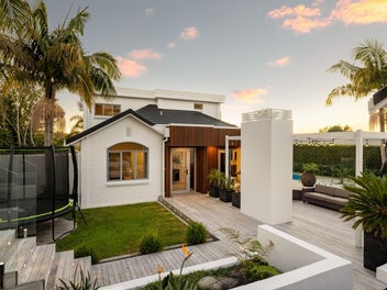 The Woodstock Estate