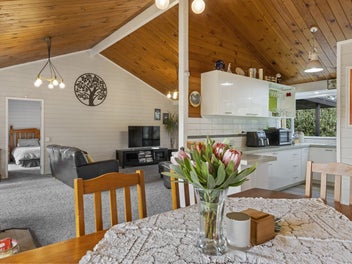 Peaceful country living awaits