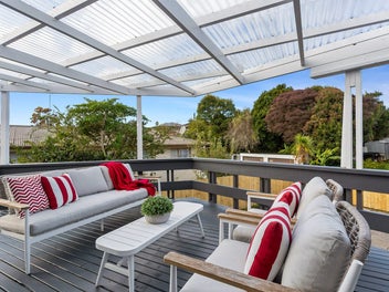 Newly Renovated In New Windsor