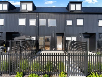 Brand New - Built By GJ Gardner