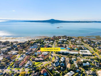 SPEIGHT RD CUTIE, FALL IN LOVE SO CLOSE TO BEACH