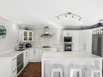 Generous Family Living in Broken Run