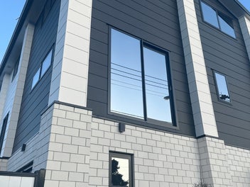 Image 1 of 11