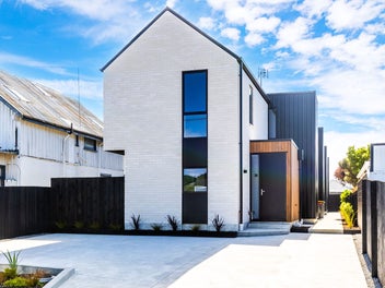 Modern Beachside Living Built 2024